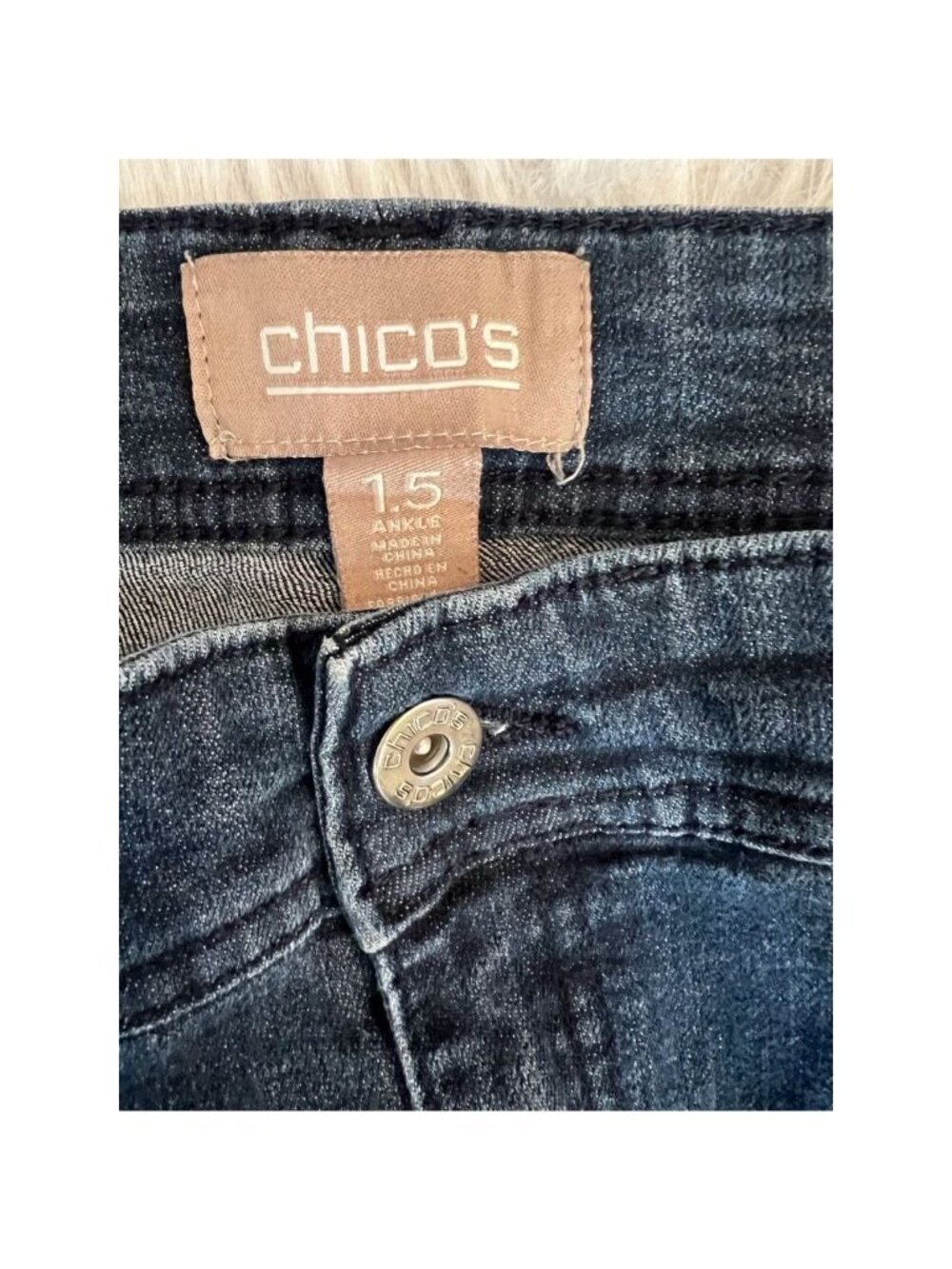 Chico's Womens Jeans Rhinestone Sz 10 Blue Pockets Skinny Ankle - Picture 8 of 8